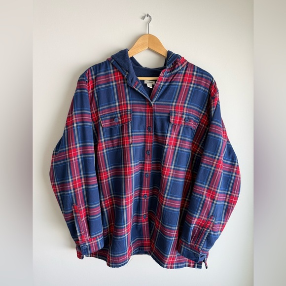 L.L. Bean Tops - L.L.Bean Hooded Flannel Shirt Jacket Women’s 1X Plaid Fleece Lined Button Front